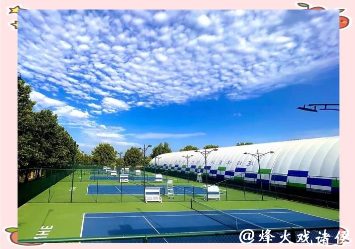 气膜高尔夫馆,重构城市高端运动的空间逻辑—轻空间 气膜高尔夫馆,重构城市高端运动的空间逻辑—轻空间